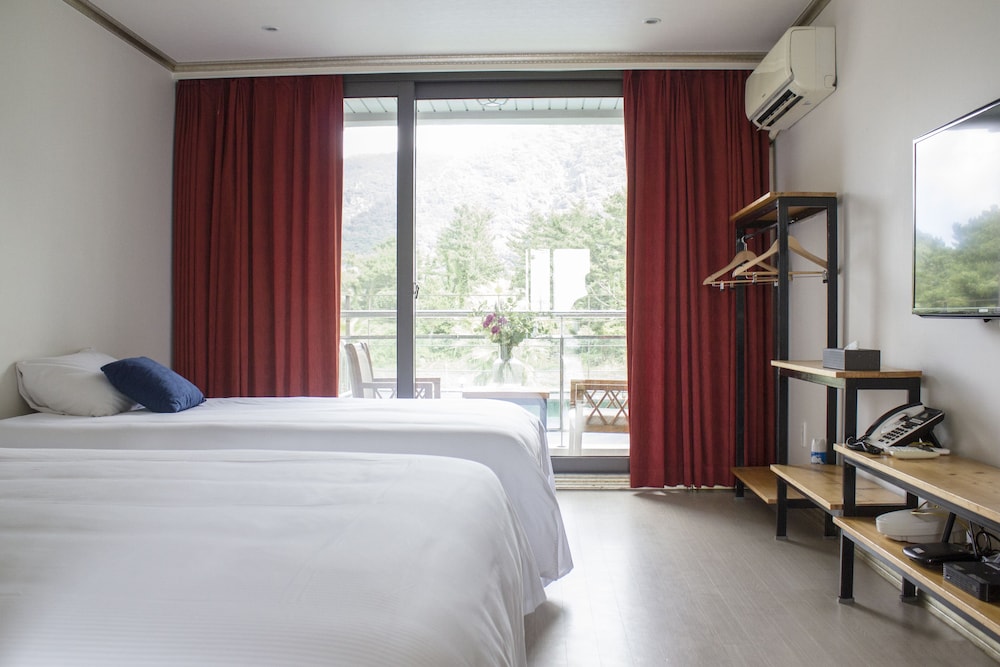 Dammora Hotel and Resort 25/64