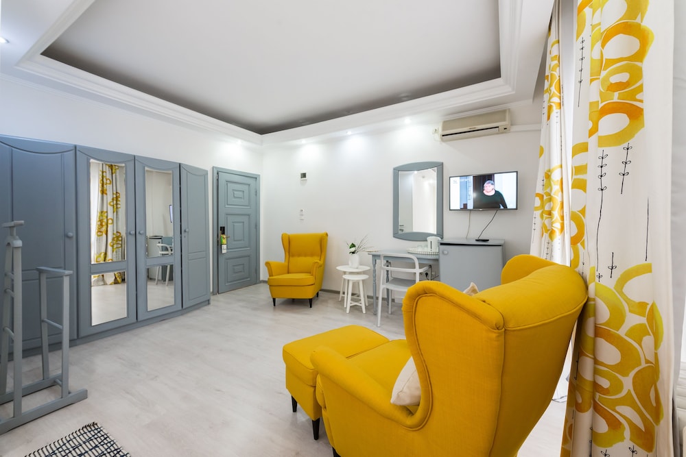 Relax Comfort Suites 33/50