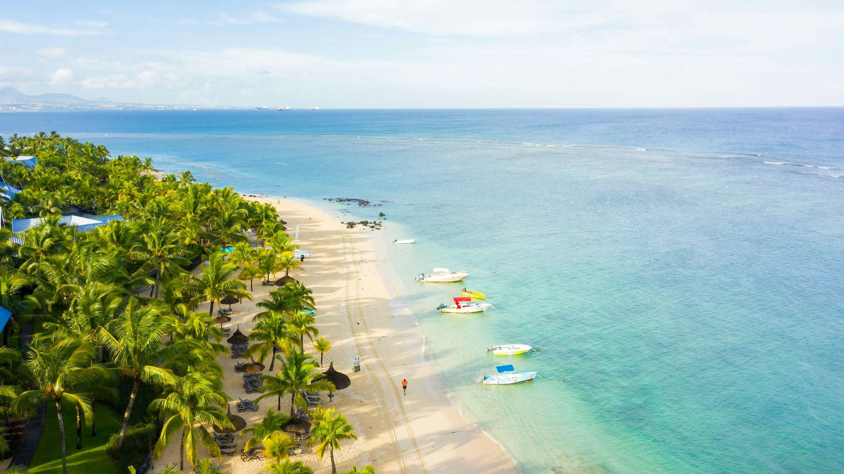 Victoria Beachcomber Resort and Spa 47/54