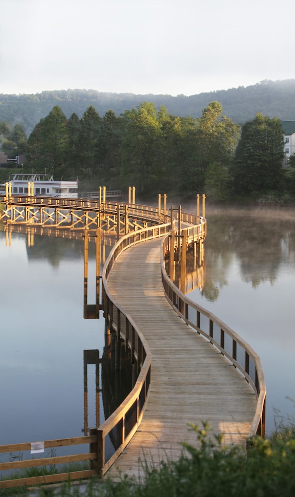 Stonewall Resort 12/68