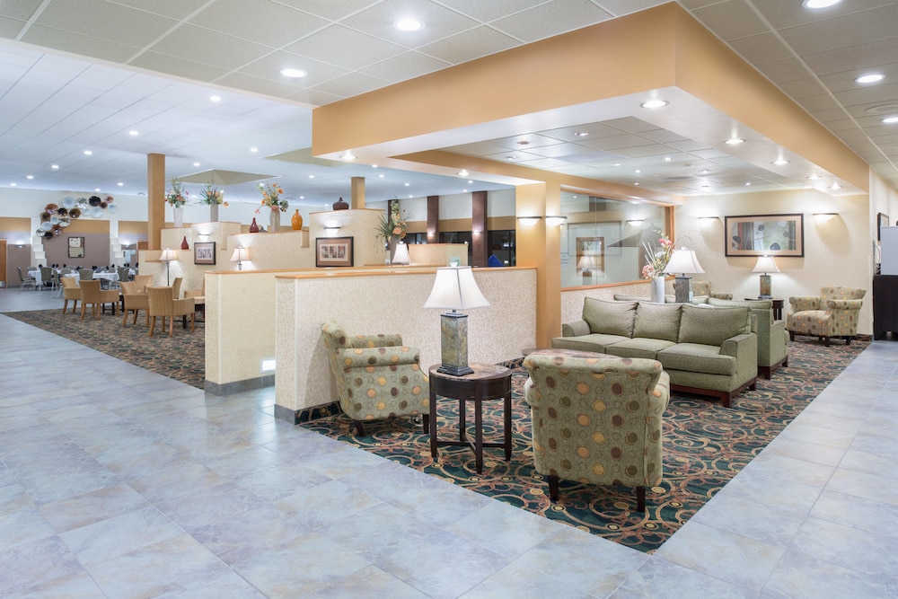 Holiday Inn Riverton Convention Center 18/64
