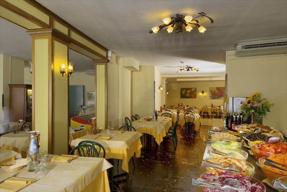 Villa d'Este 36/44