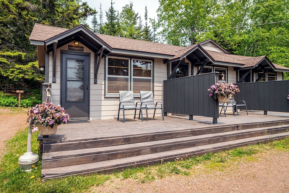 Cascade Lodge 43/50