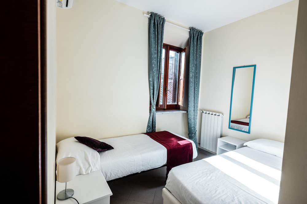 Minerva Monks Inn 47/64