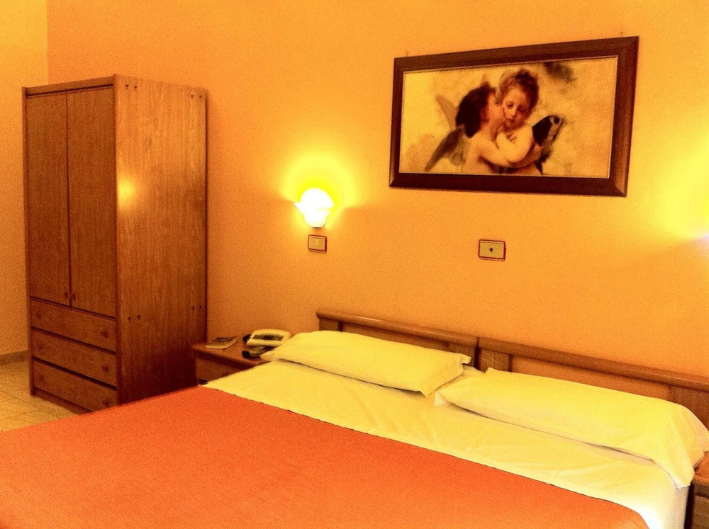 Hotel Pensione Romeo 5/19