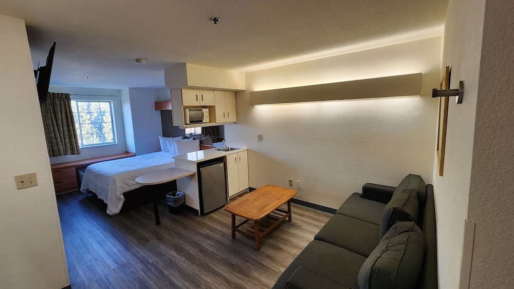 غرفة قياسية بسرير كوين، Surestay By Best Western Sacramento South Natomas 5/7