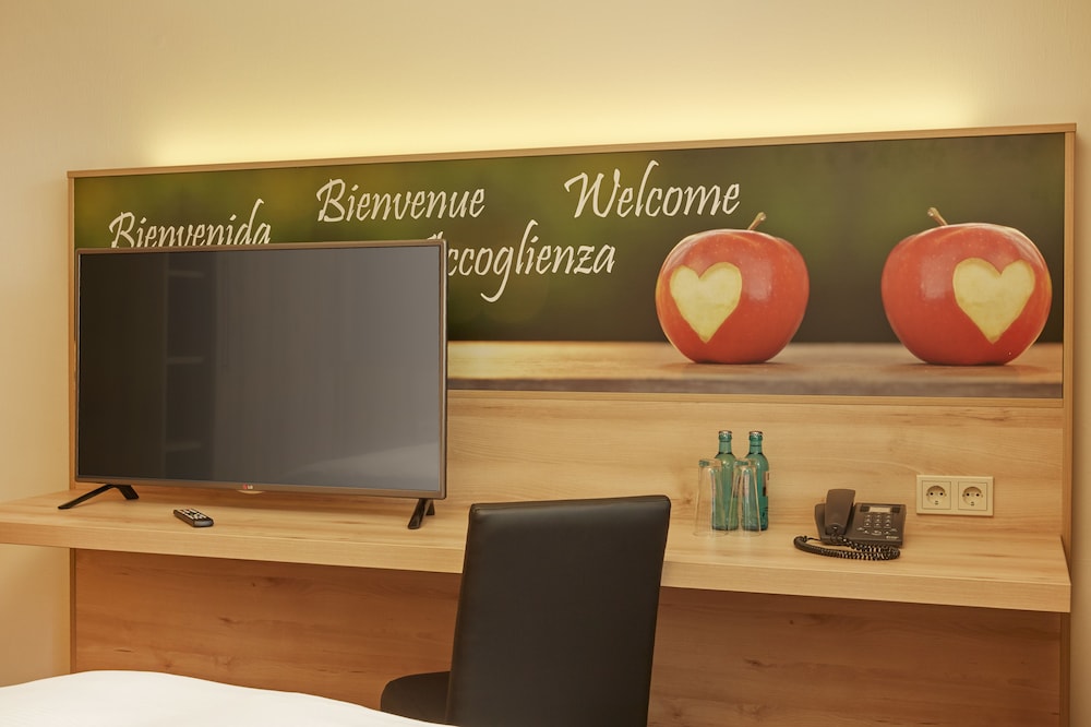 H Hotel Stuttgart Herrenberg 46/63