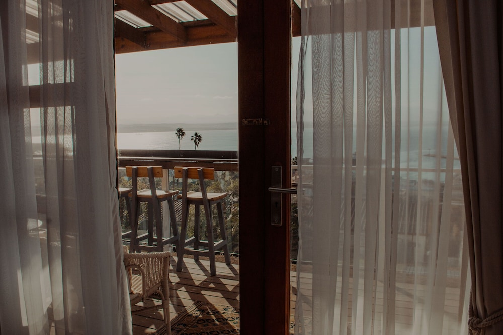 Aqua Marina Guest House 41/49