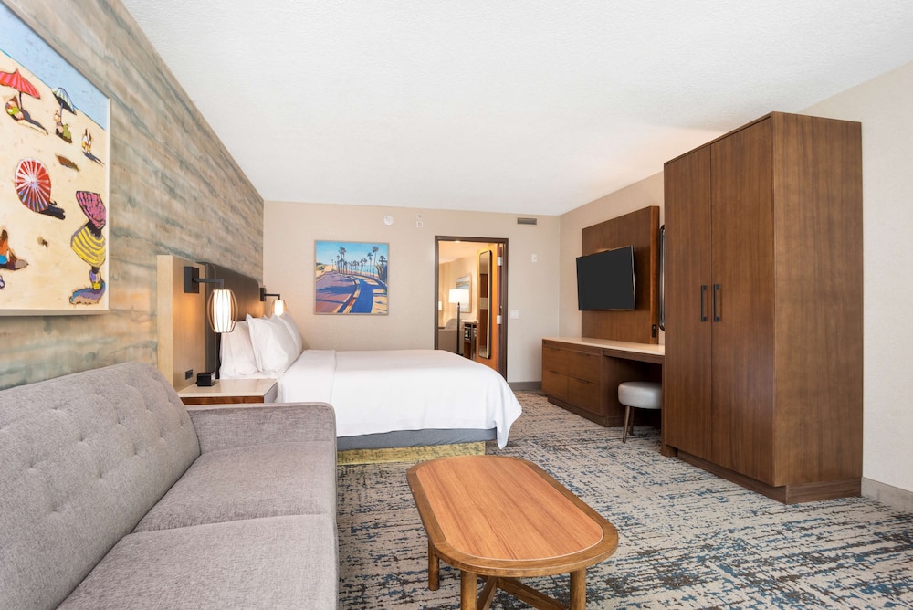 Embassy Suites By Hilton Anaheim South 23/51