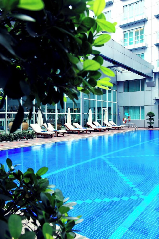 Pullman Guangzhou Baiyun Airport Hotel 74/77