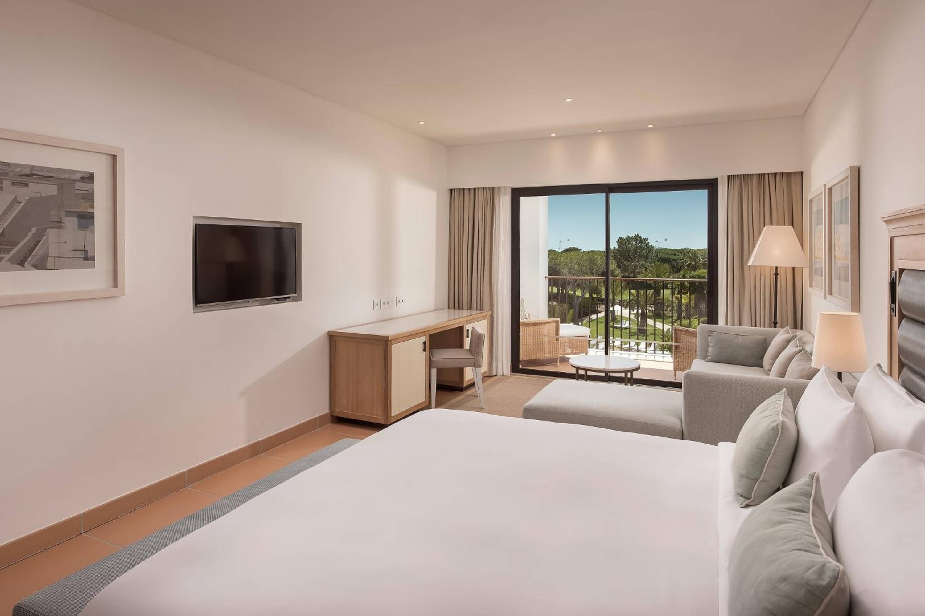 Ocean, Junior Suite, Pool View