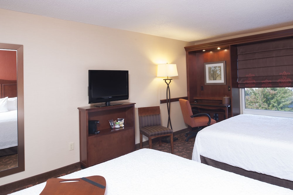 Hampton Inn Suites Cleveland Southeast/Streetsboro 15/63
