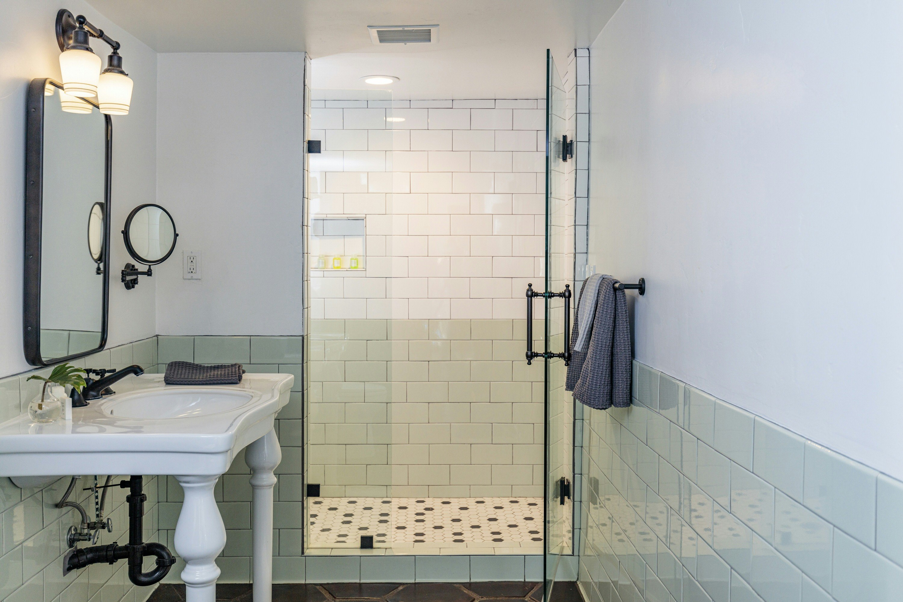 Ingleside Estate Hotel & Bungalows- Adults Only 28/28