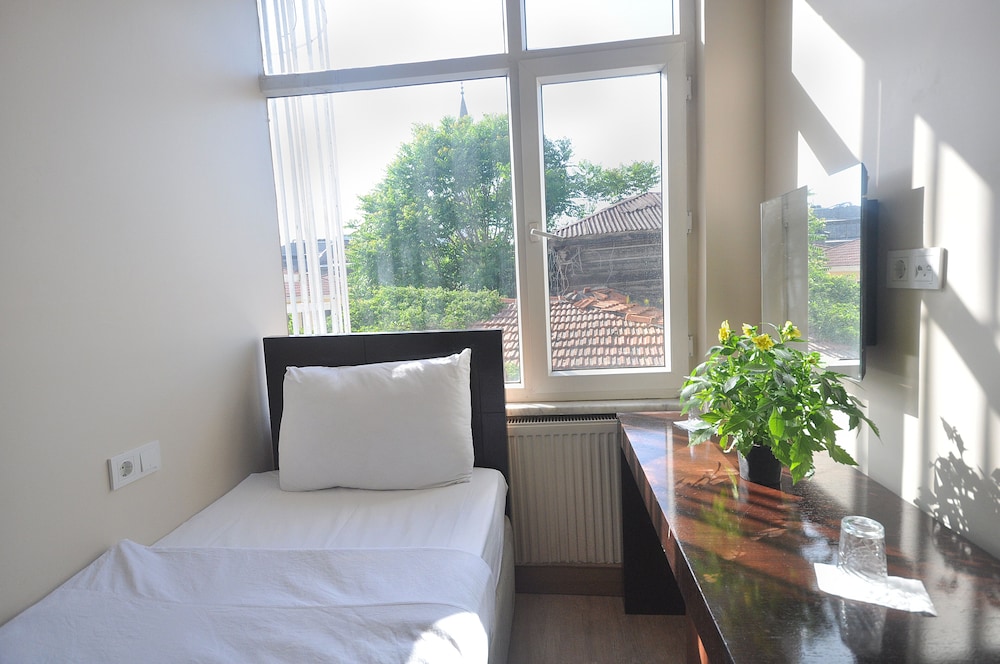 Hotel Baykal 24/47