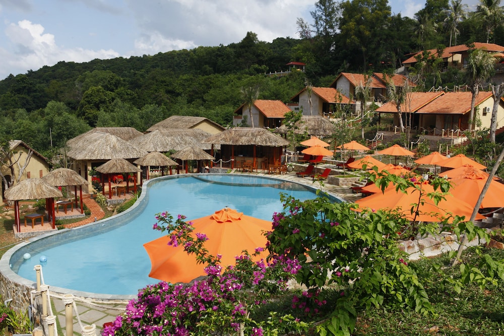 Daisy Resort 5/75