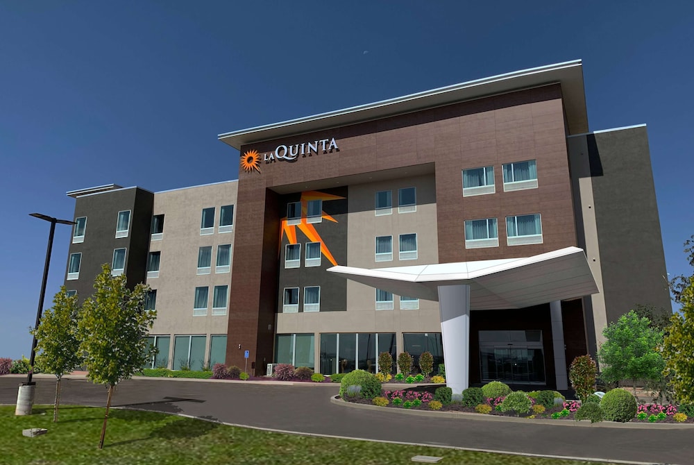 La Quinta Inn and Suites by Wyndham Holbrook Petrified Forest 2/39