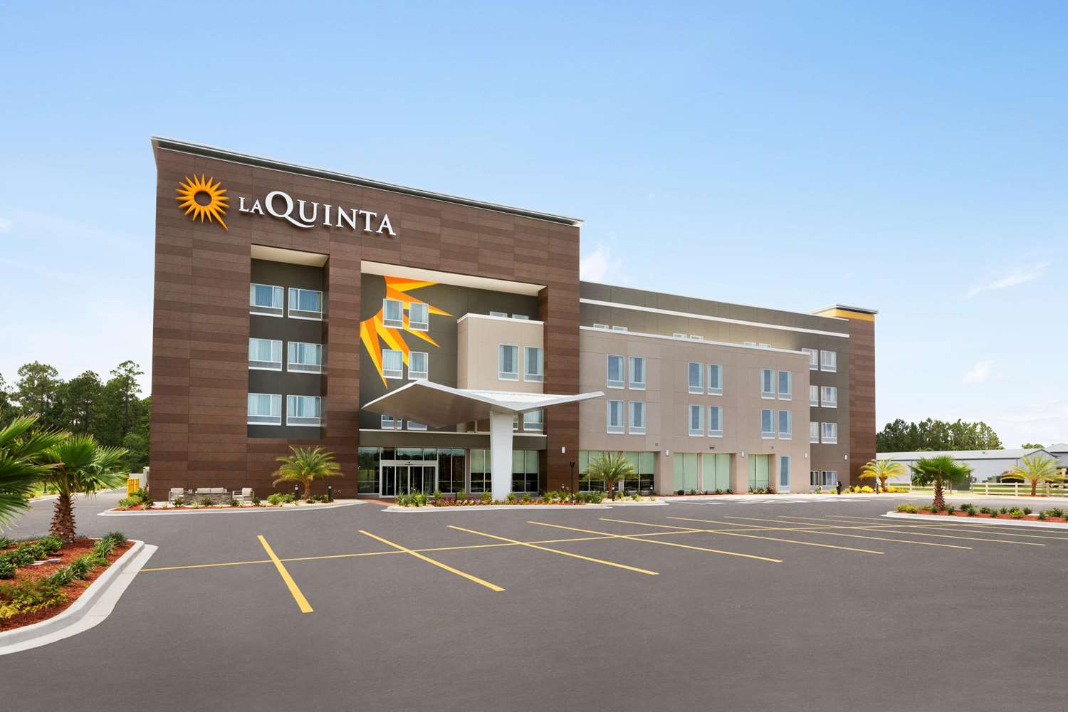 La Quinta Inn & Suites by Wyndham Brunswick/Golden Isles 51/59