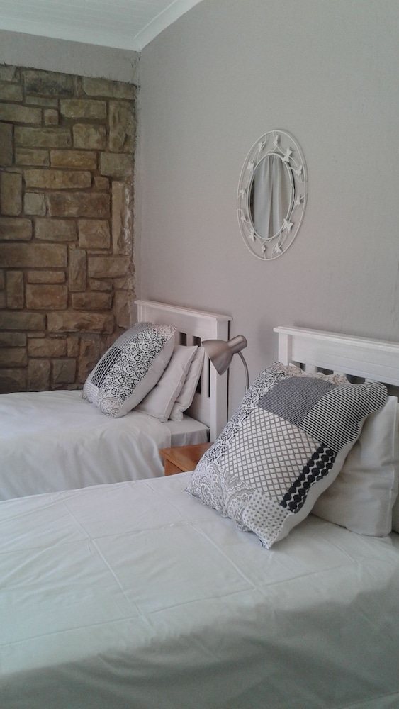 Ledges Retreat Guest Farm 16/50