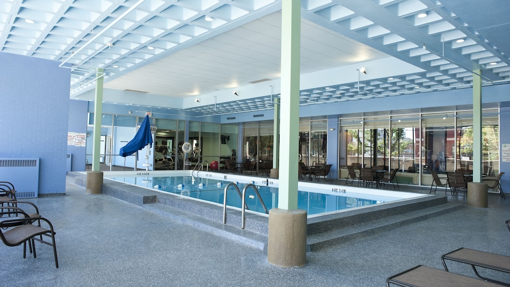 Holiday Inn Rock Island - Quad Cities 41/80