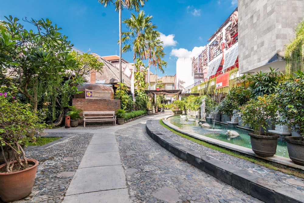 Kuta Central Park Hotel 46/50