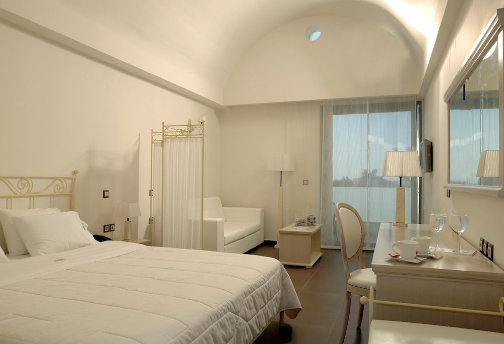 Angela Suites Boutique Hotel 22/61