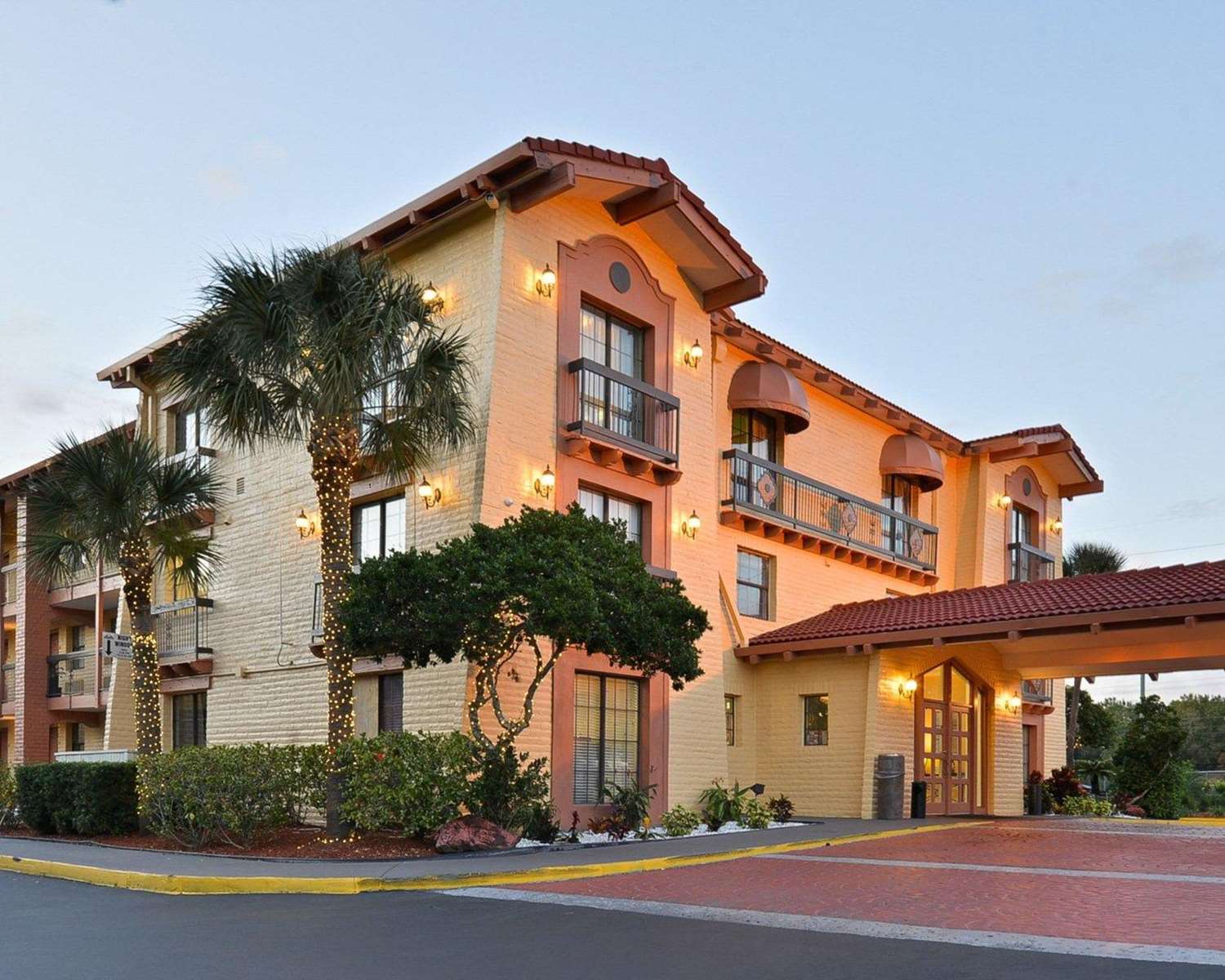 Rodeway Inn Near Ybor City - Casino 8/52