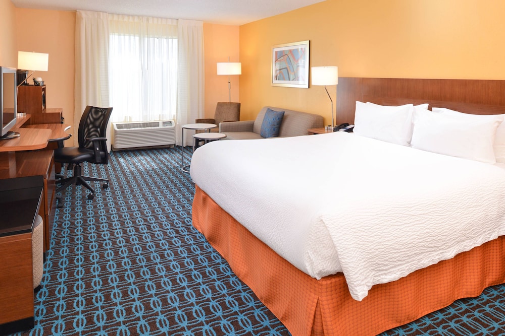 Fairfield Inn By Marriott Orlando Airport 16/47