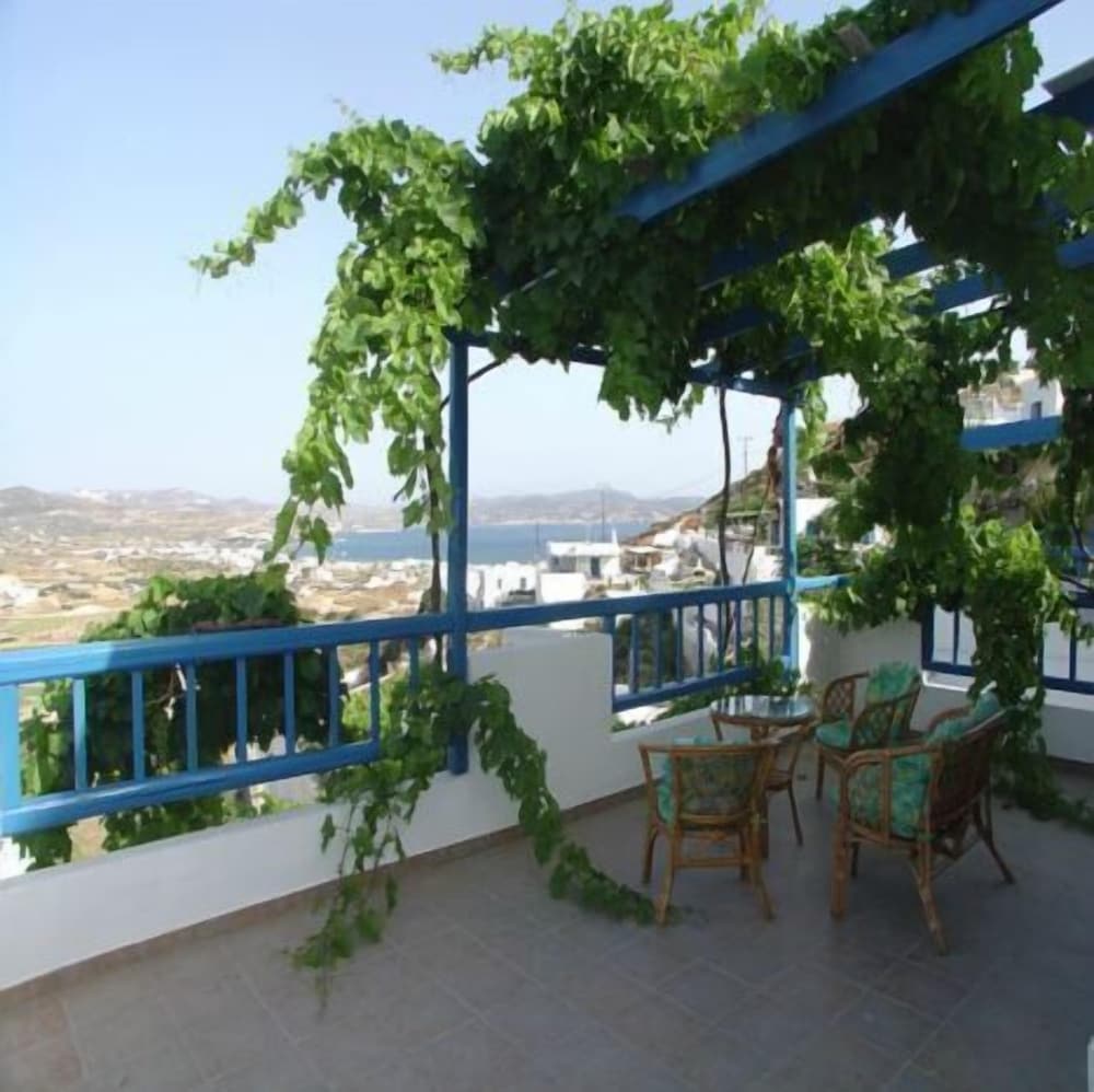 Hotel Agnanti 13/24