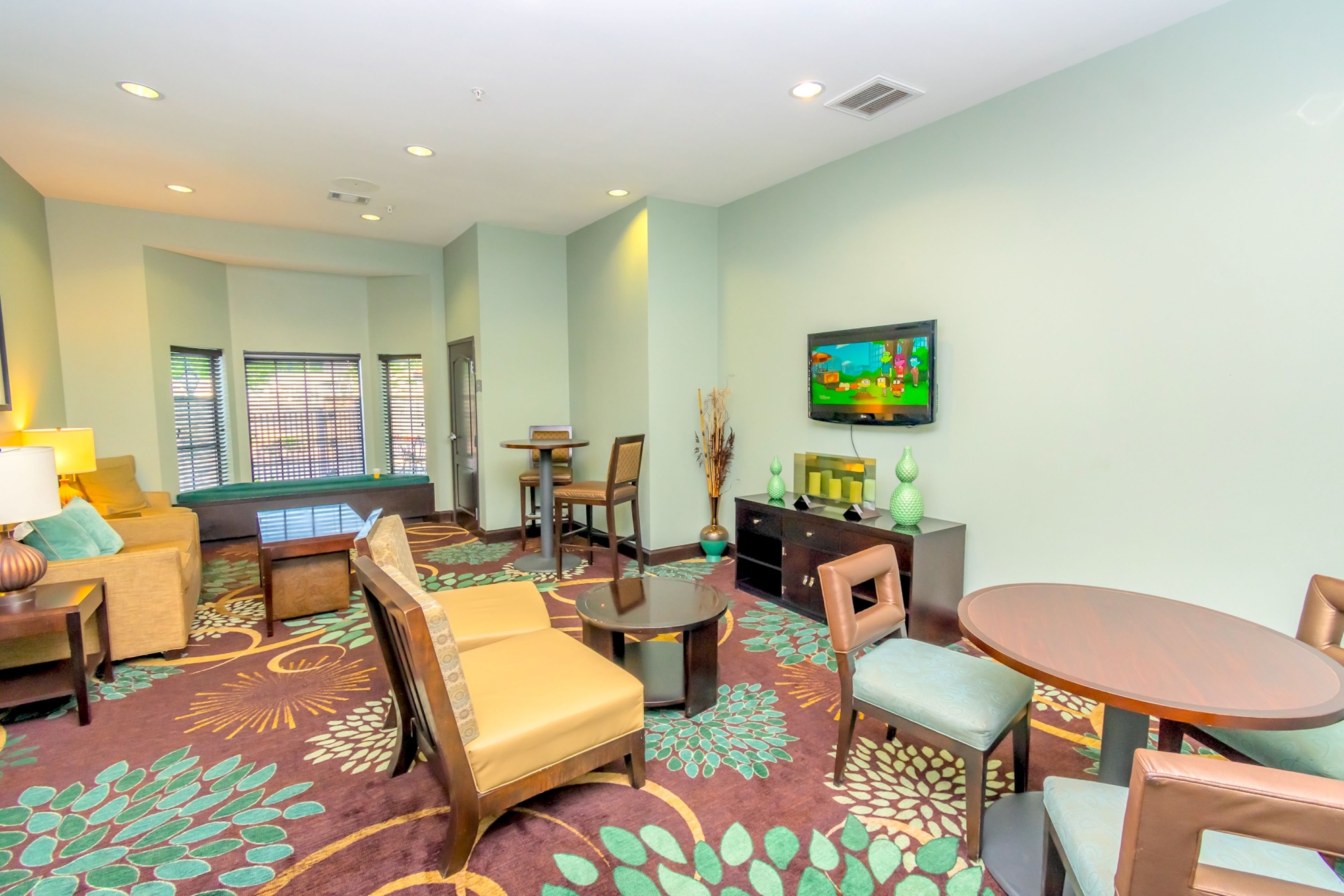 Staybridge Suites Houston Iah - Beltway 8 18/36