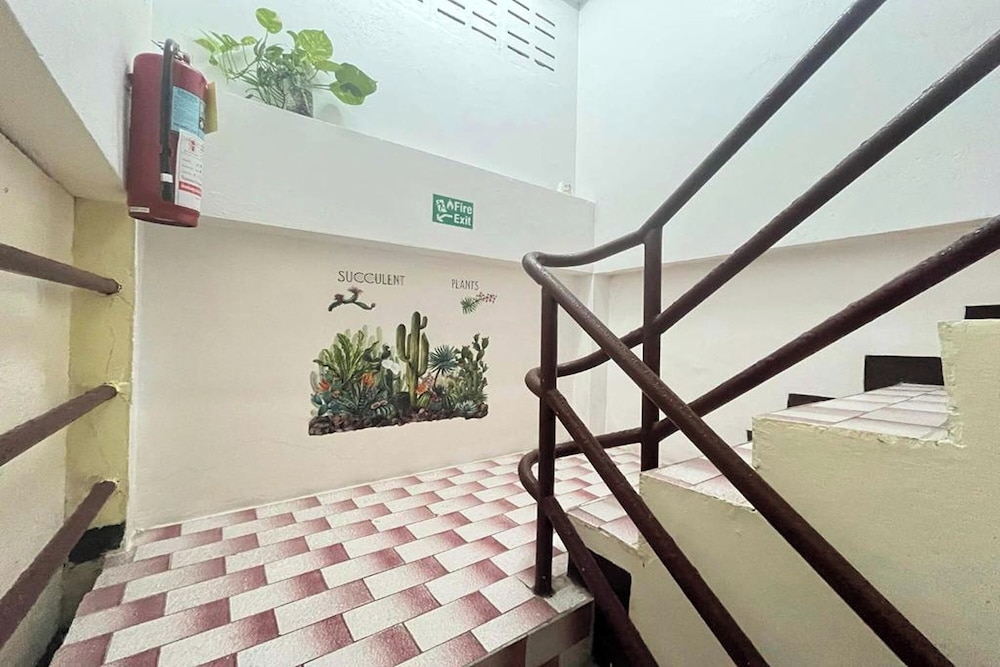 Sonya Residence 40/60