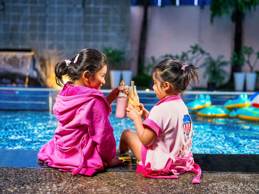 Grand Mercure Bangalore An Accor Hotels Brand 46/49