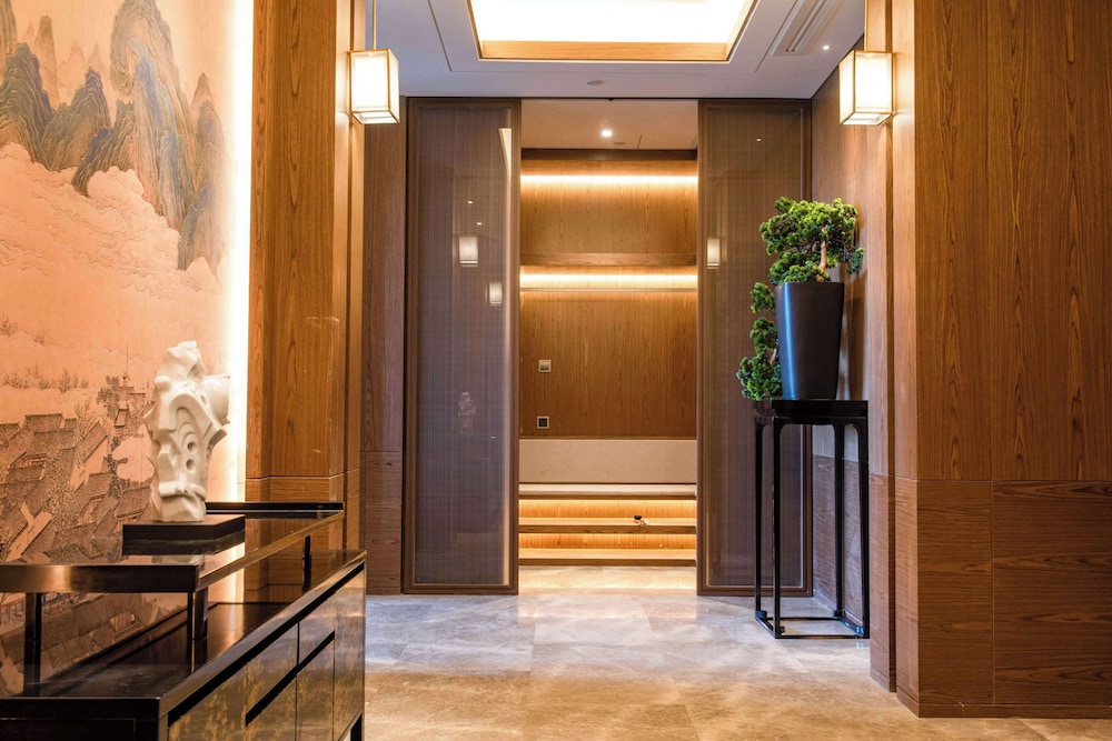 Wyndham Grand Plaza Royale Zhaotong 1/25