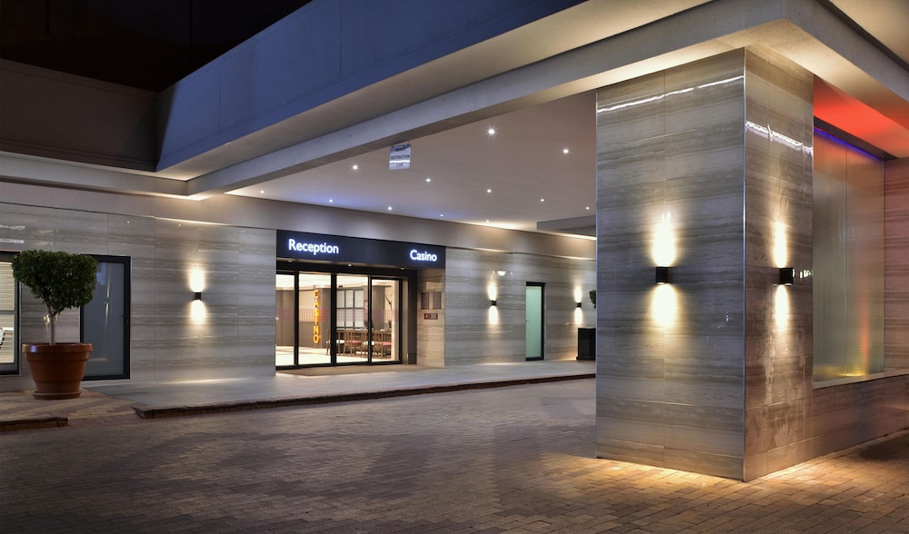 Avani Gaborone Resort and Casino 35/79