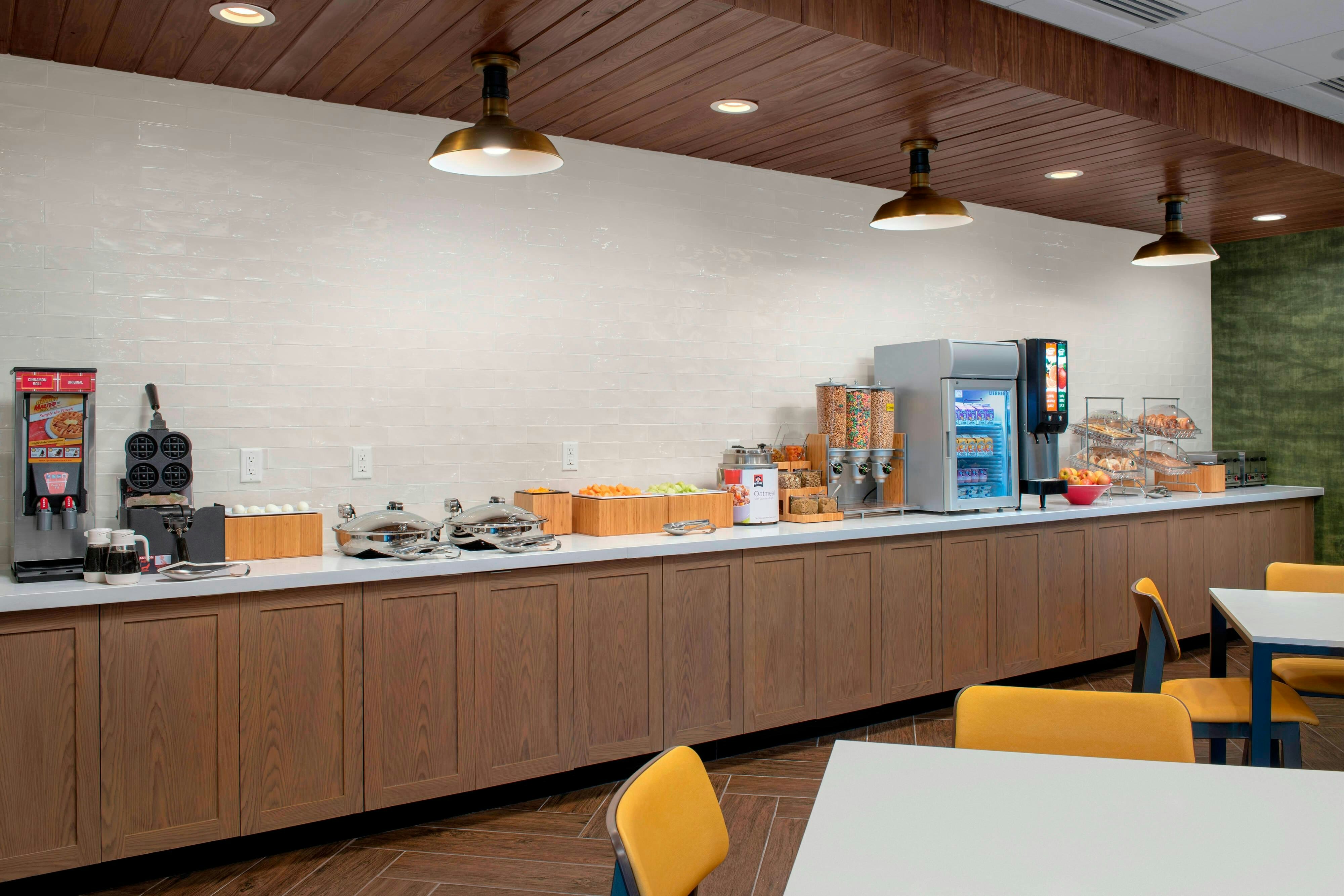 Fairfield Inn & Suites By Marriott Denver Tech Center North. 32/41