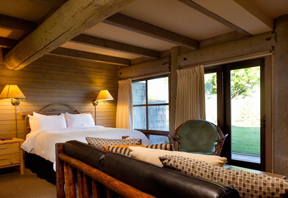 Sun Mountain Lodge 38/82