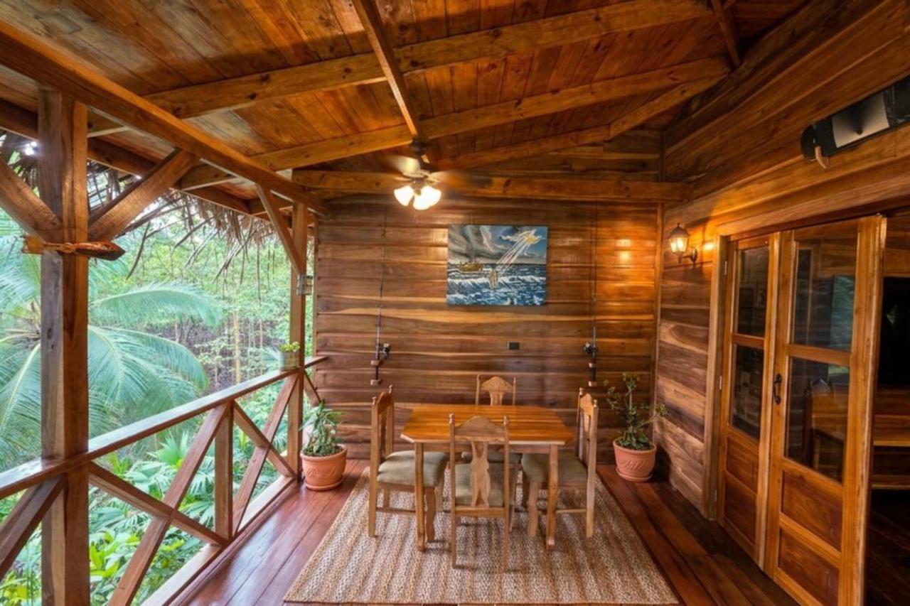 Central Hotel Bocas del Toro 26/30