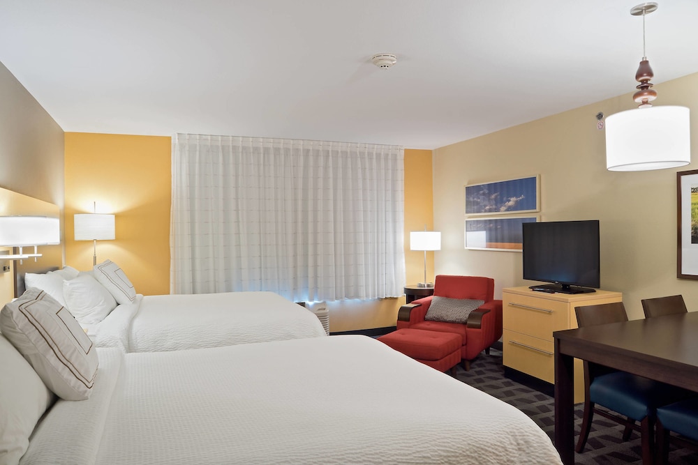Towneplace Suites Garden City 5/12