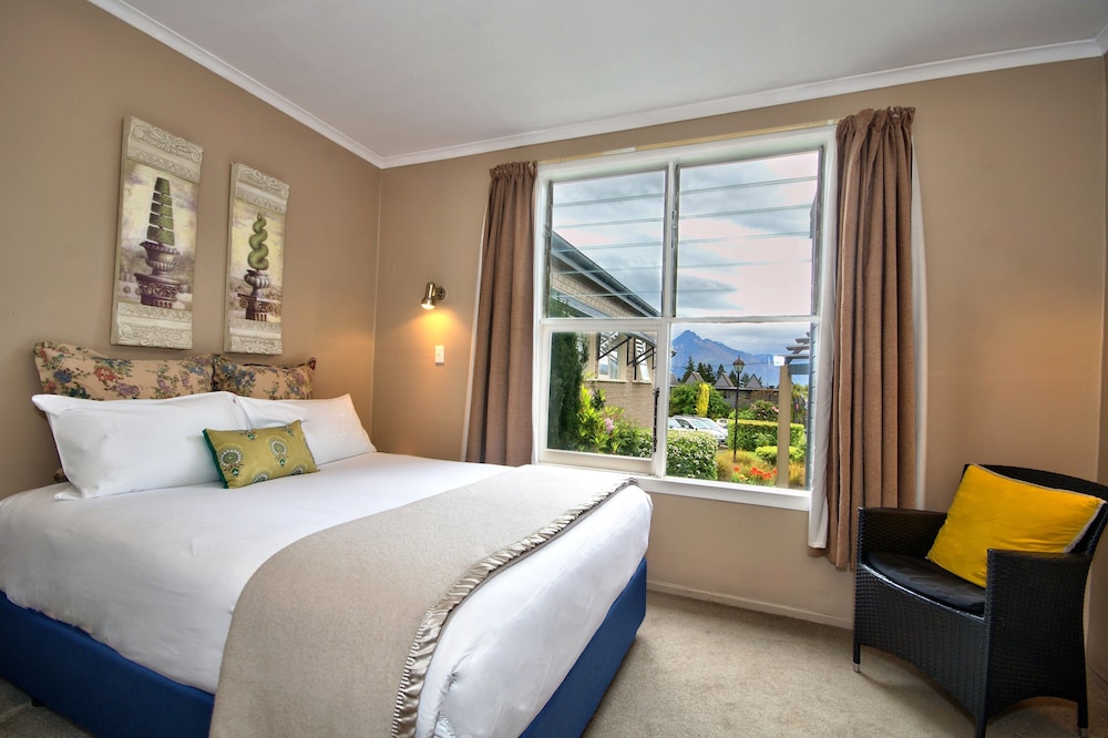 Melbourne Lodge 26/66
