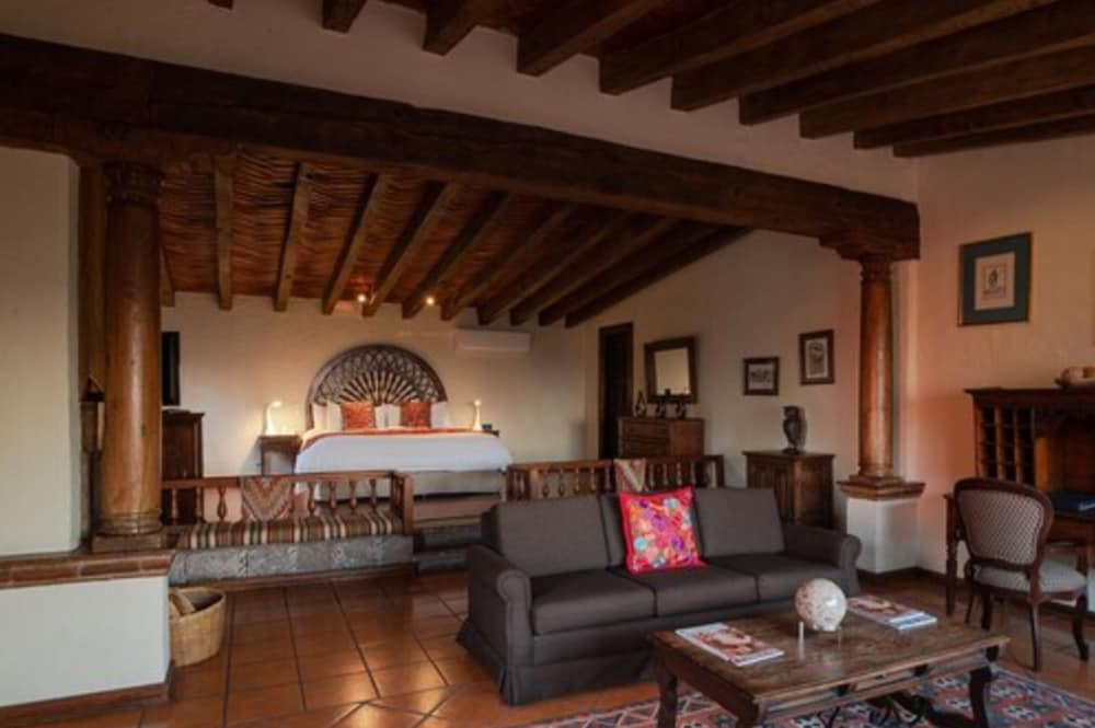 Villa Montana Hotel And Spa Boutique 49/70