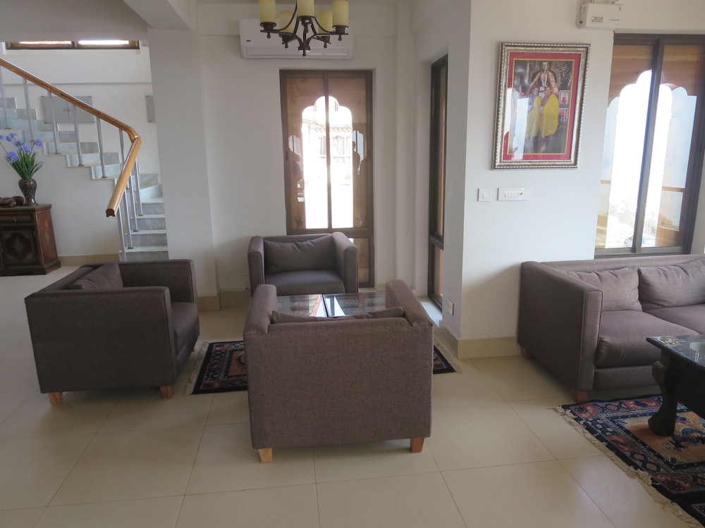ZHINGKHAM RESORT 17/30