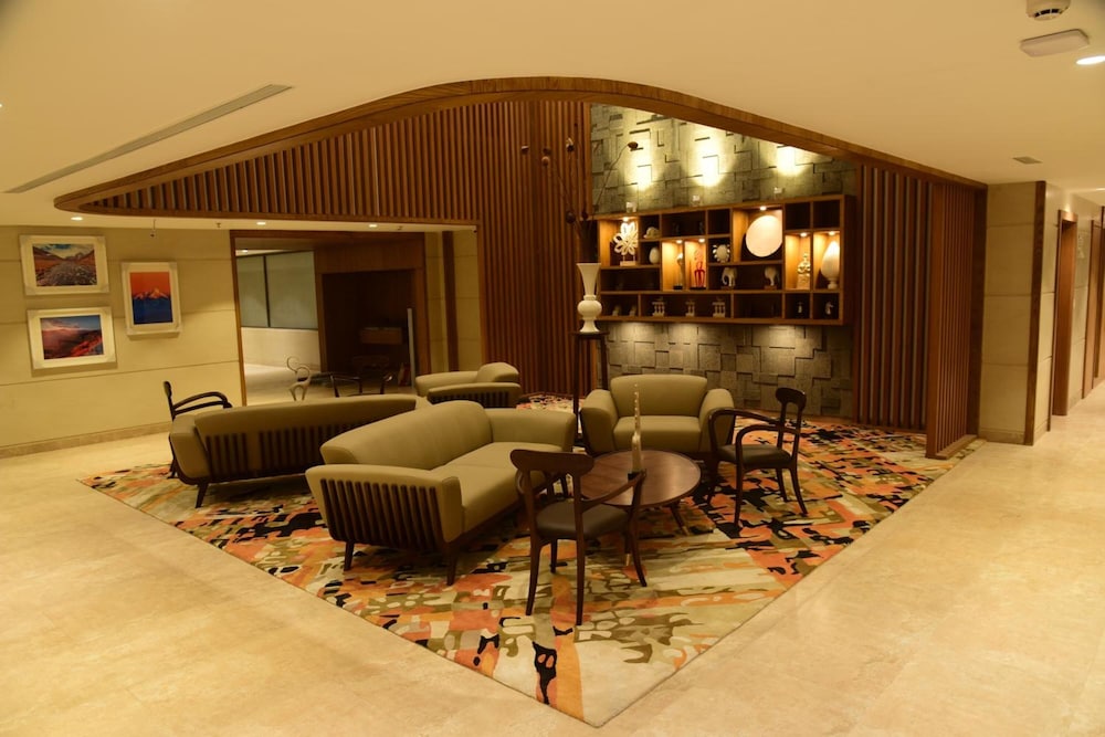 Lemon Tree Hotel Siliguri 21/31