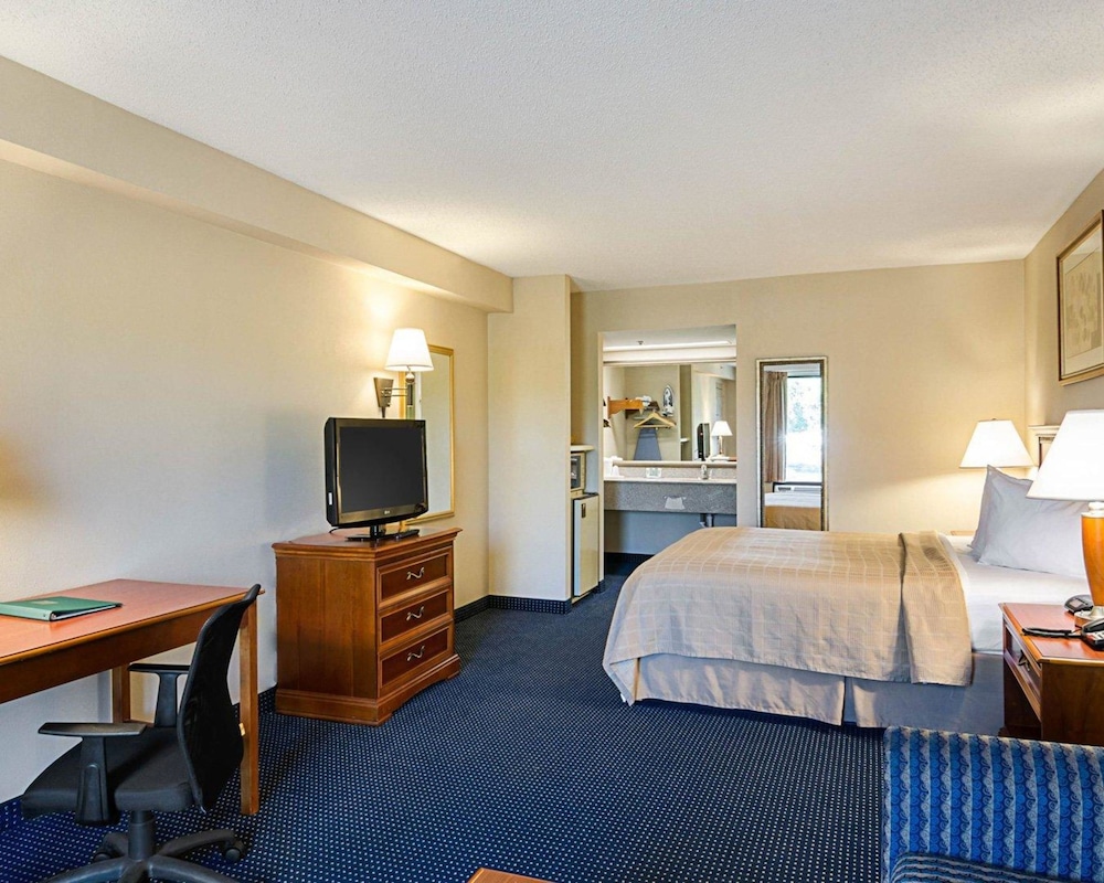 Quality Inn Troutville Roanoke North 14/43
