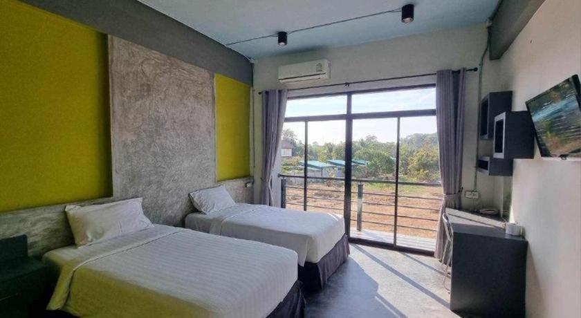 Pornsiri Hotel Sisaket 15/35