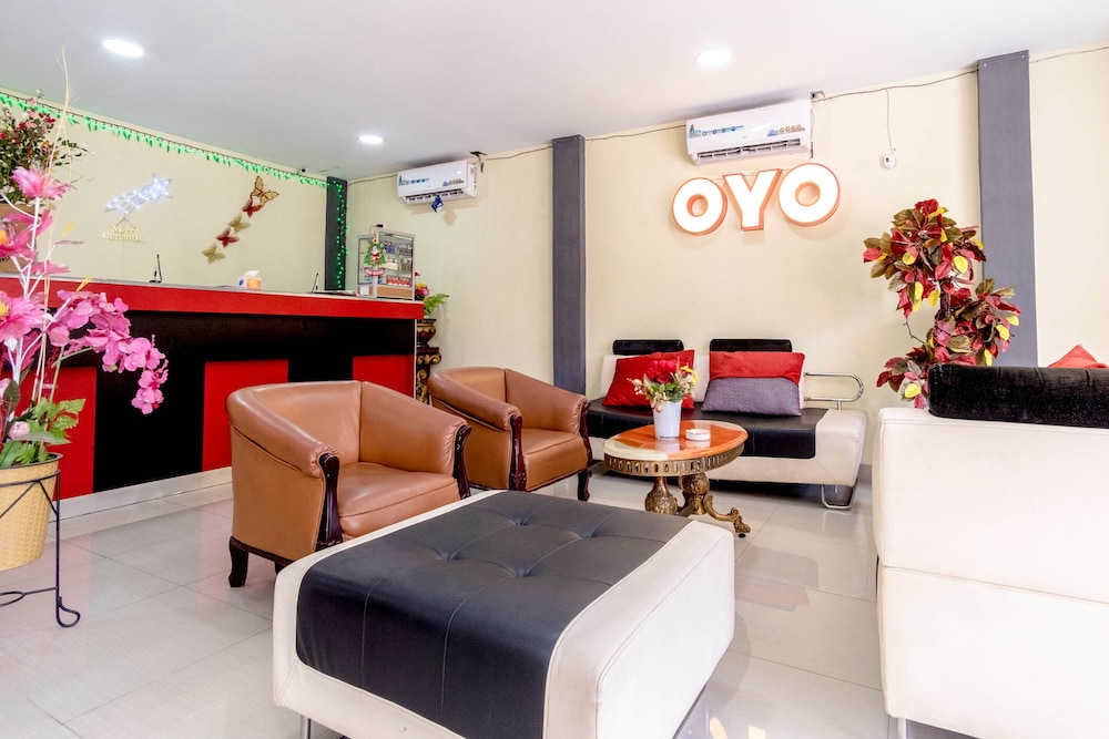 OYO 283 Helvetia Residence 42/56