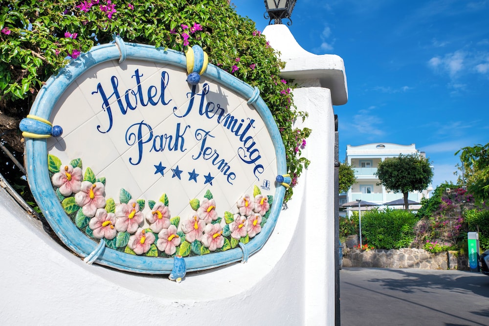 Hermitage Resort and Thermal Spa Hotel 70/76