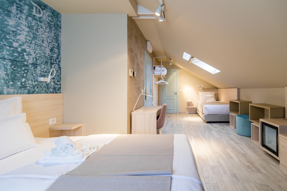 Garni Hotel D10 39/66
