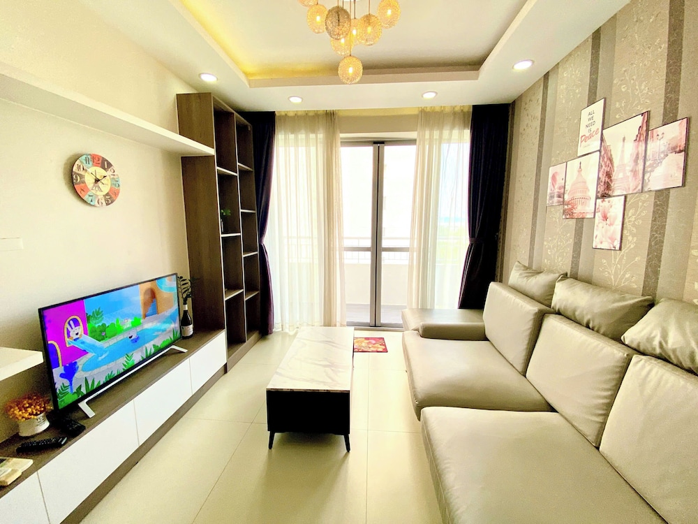Scenic Valley Suite 32/50