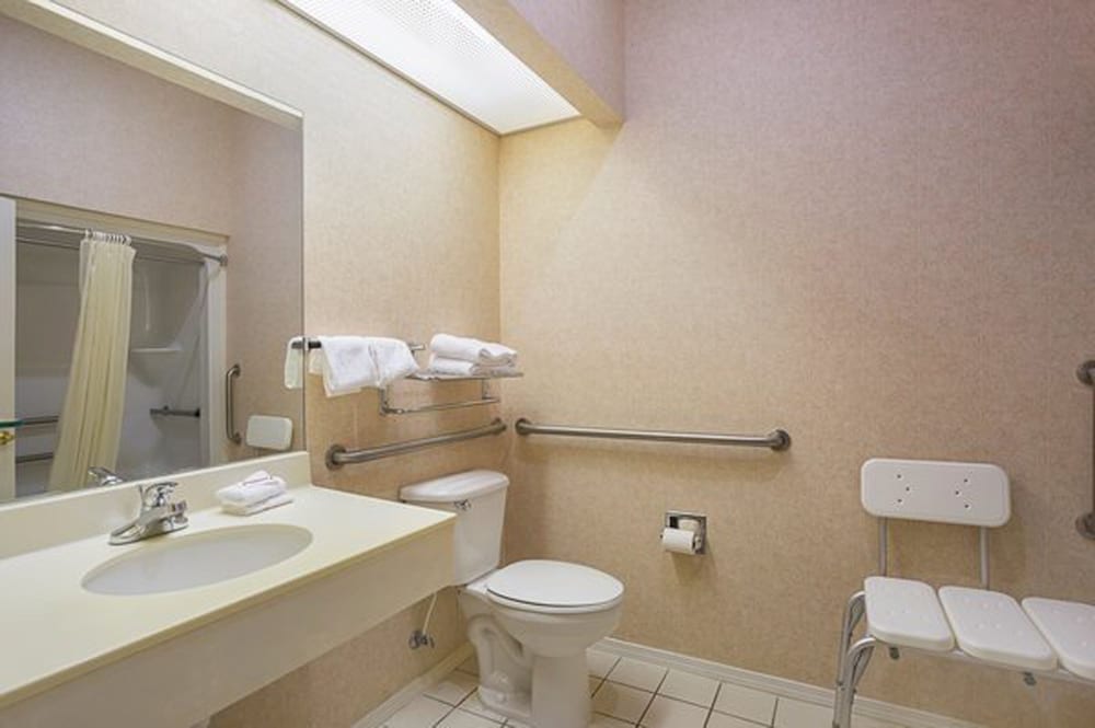 Fairbridge Inn Express Whitley City 20/23