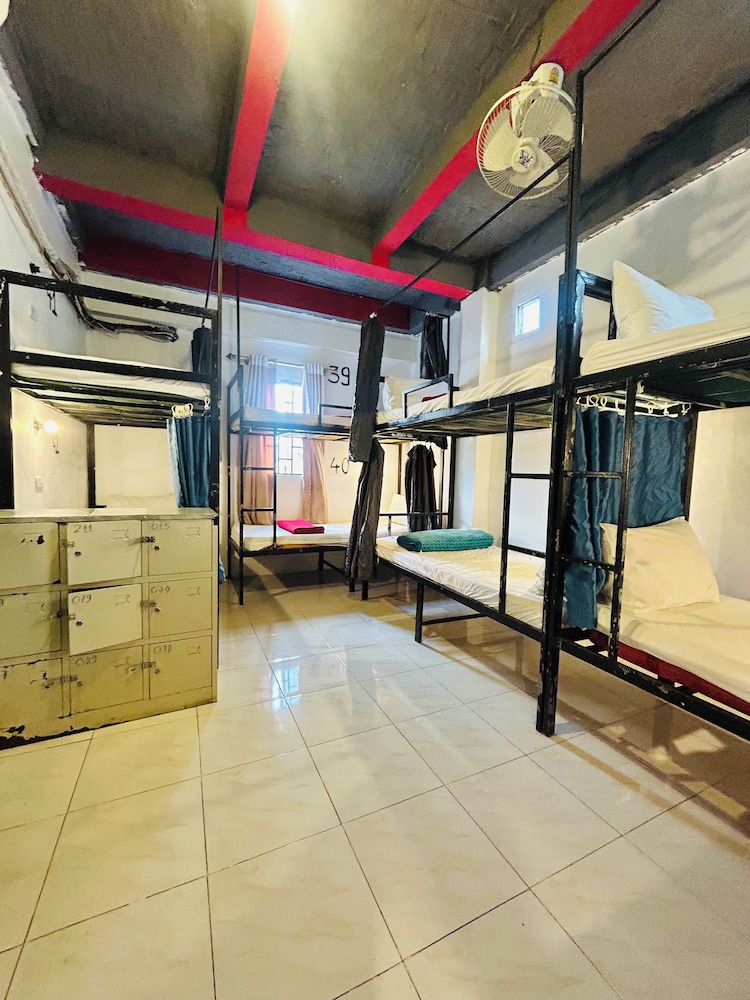 Vang Vieng Rock Backpacker Hostel 23/48