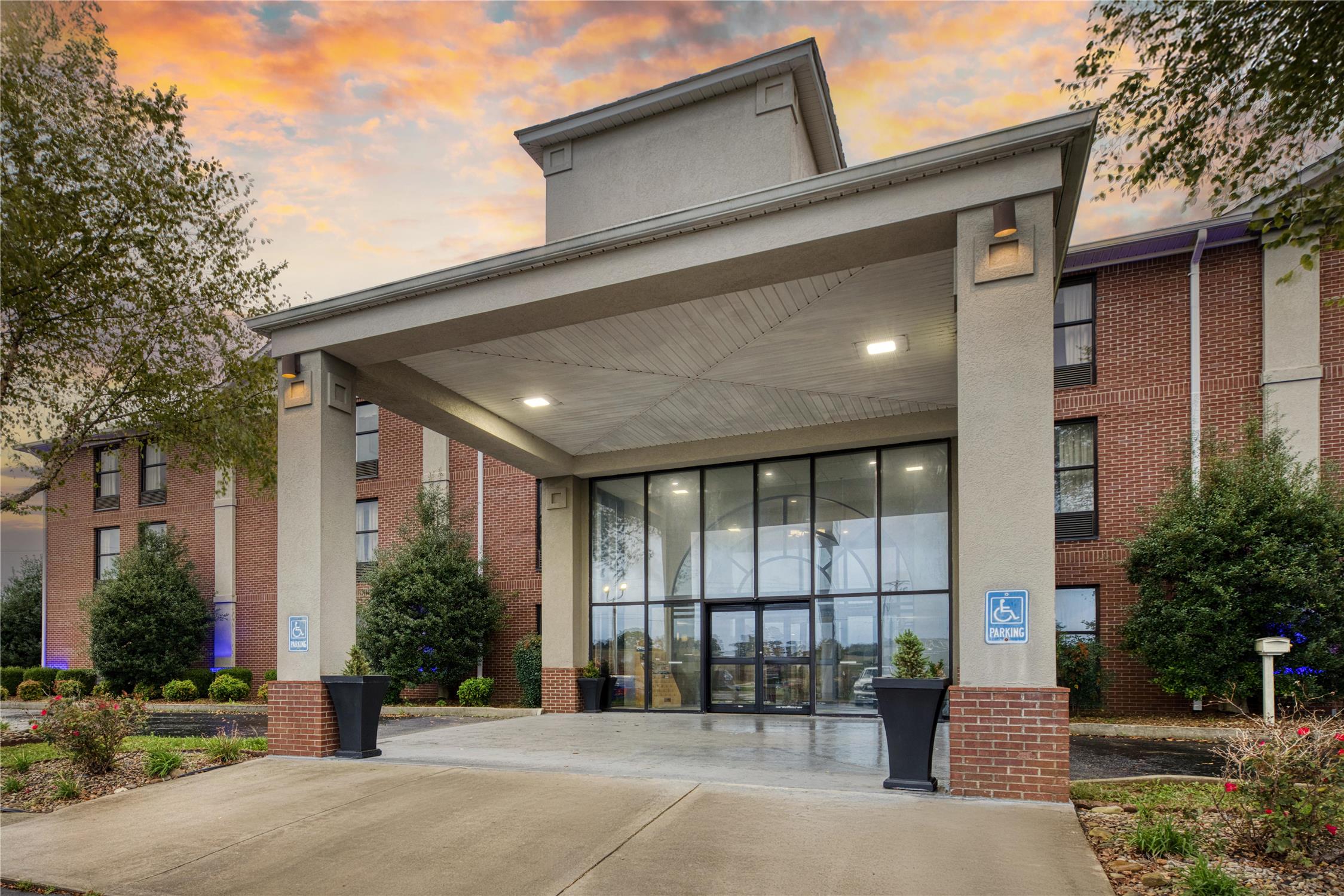 Best Western Lake Cumberland Inn in MONTICELLO - KY